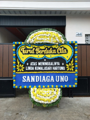 Papan Bunga Duka di Borbor